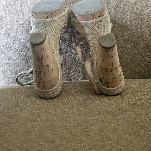 Prada Leather Espadrilles in Neutral Color Size 39.5 - Picture 13 of 15